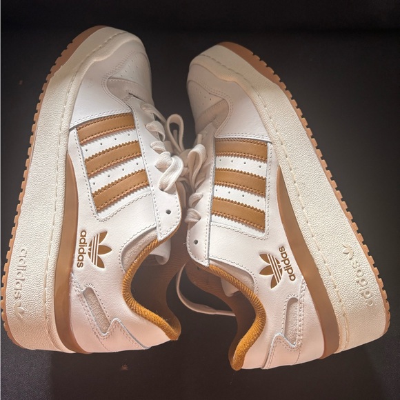 Adidas Cream and Tan Sneakers - Picture 5 of 10
